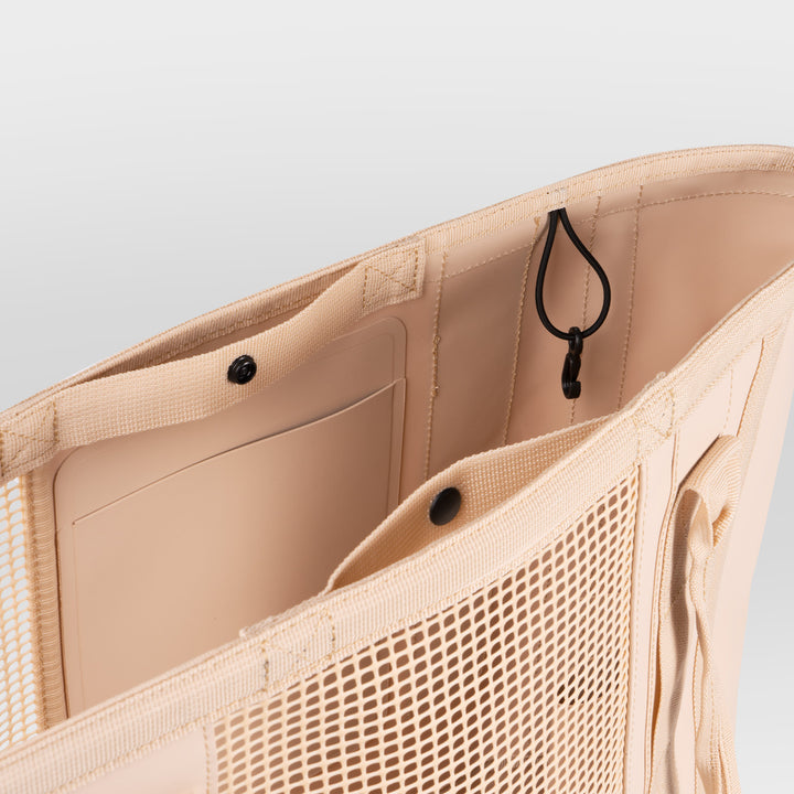 CASSI | Gear &amp; Beach Totes | Outlet Bags