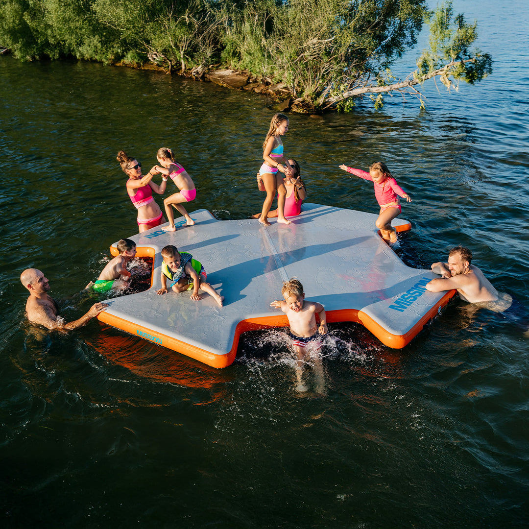 REEF PLAY | Large Inflatable Water Mat | Easy-Up Mesh on Every Side