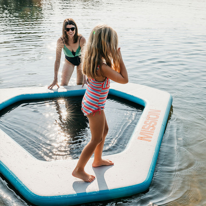REEFLITE SPLASH | Inflatable Floating Splash Pool