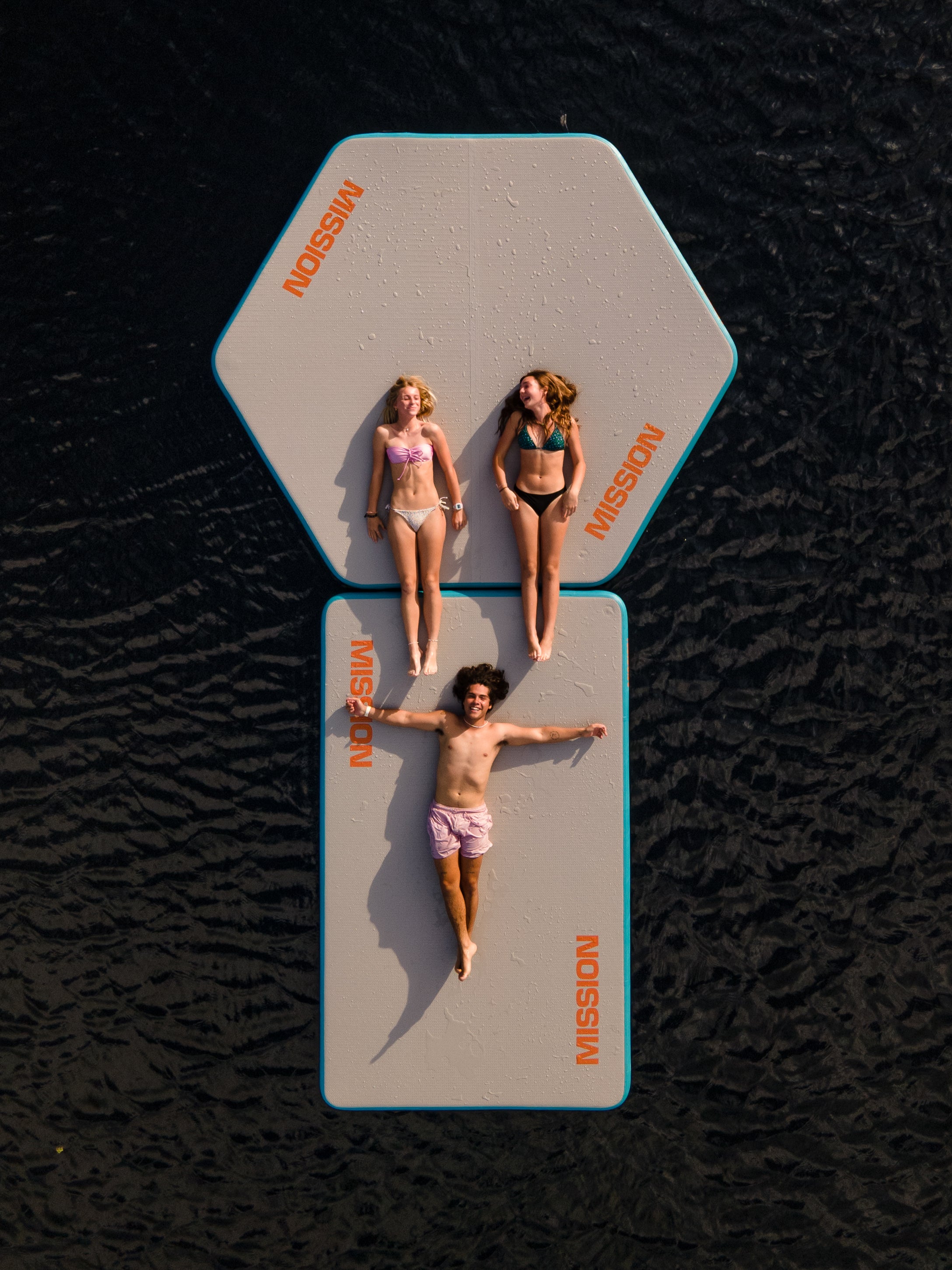 Factory Refurbished | REEF Inflatable Water Mats | Outlet