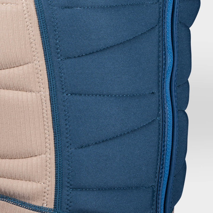 Close up of ONDO vest in deep sea